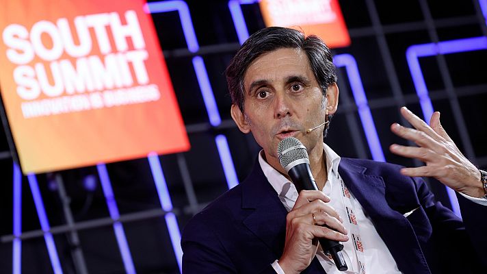 Telediario 2 - Álvarez-Pallete, sobre los retos del metaverso: "No puede ser regulado con reglas del siglo pasado"