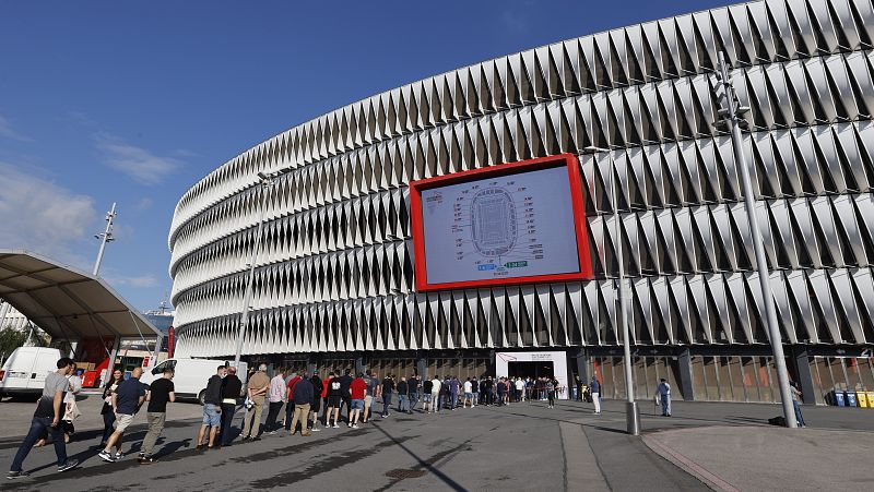 Los socios del Athletic eligen presidente con Bielsa o Valverde en el horizonte