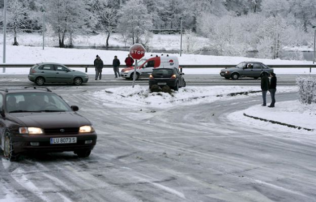 Telediario 1 - Telediario en 4' - 08/01/10