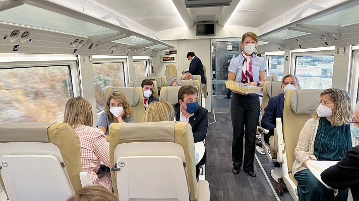 Telediario 2 - El tren rápido extremeño no parará en Plasencia