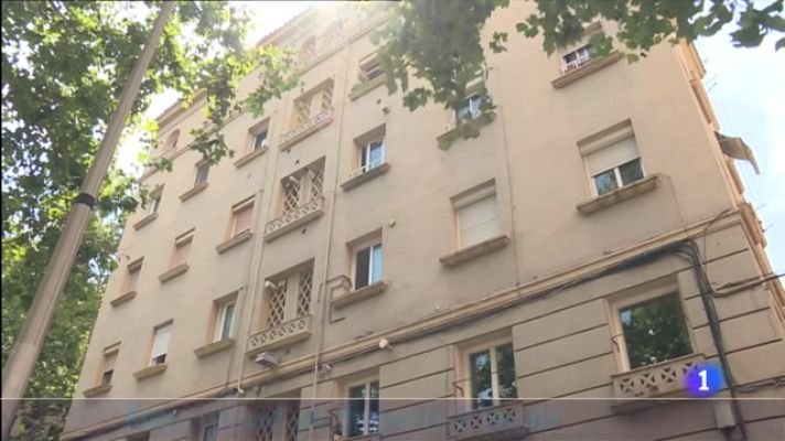 L'Informatiu - Augmenten les inspeccions als apartaments turístics a Barcelona