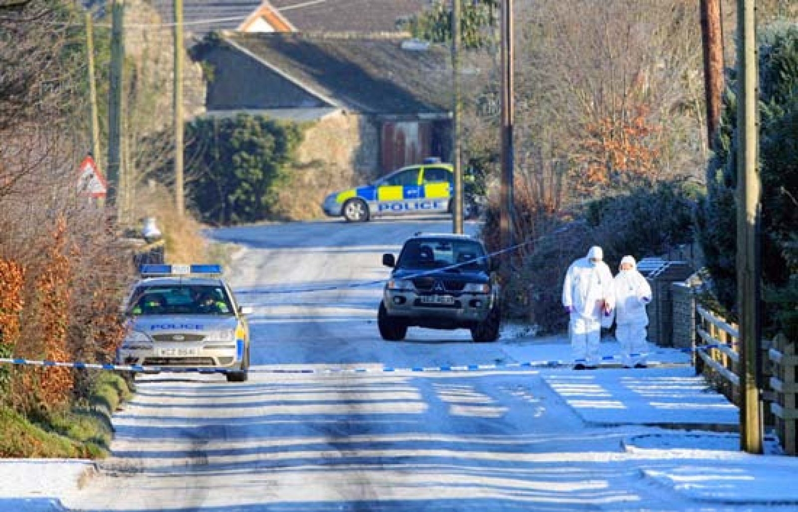 Un policía herido de gravedad en un atentado con bomba lapa en Irlanda del Norte | Ver