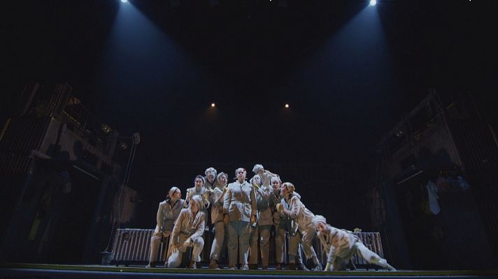 RTVE Igualdad - La obra 'Ladies Football Club' nos cuenta cuándo empezaron las mujeres a jugar al fútbol