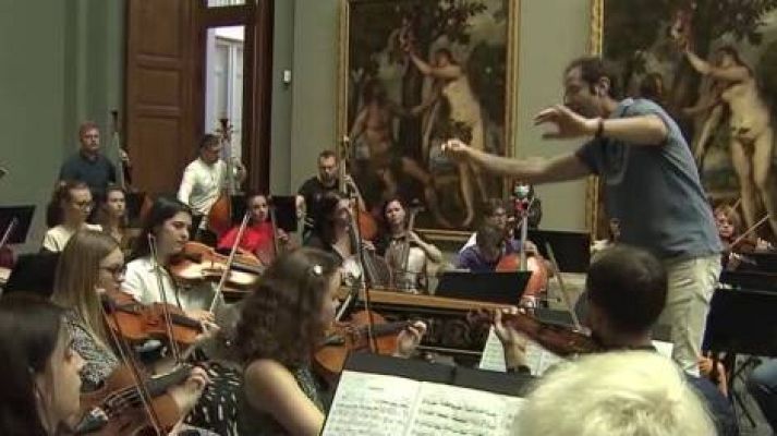 Telediario 1 - La Sinfónica de Kiev, la música de la cena de la OTAN