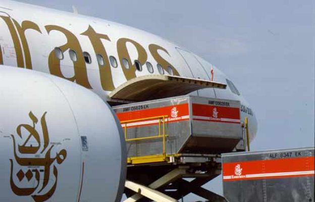  - 3 detenidos en un avión en Londres