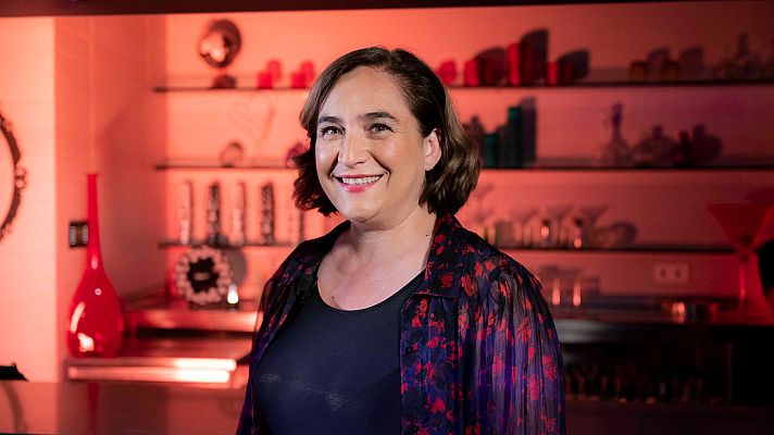Especials en català - Ada Colau parla sobre la seva bisexualitat amb Tània Sarrias