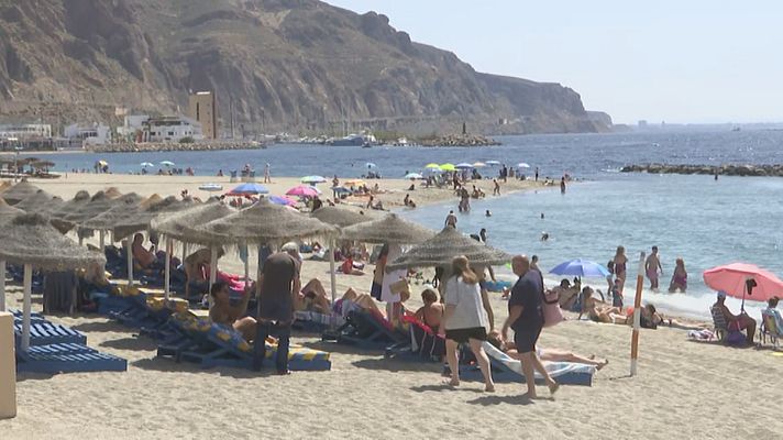 Noticias Andalucía - Operación Salida hacia las playas
