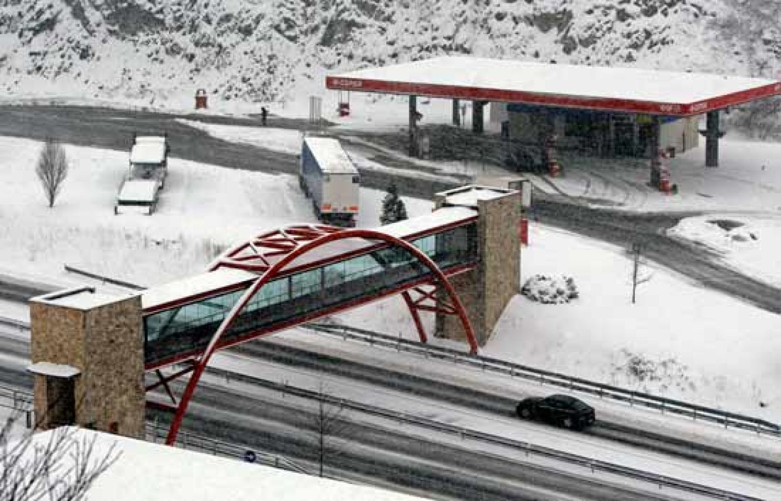 Telediario fin de semana en cuatro minutos - 09/01/10 | Ver