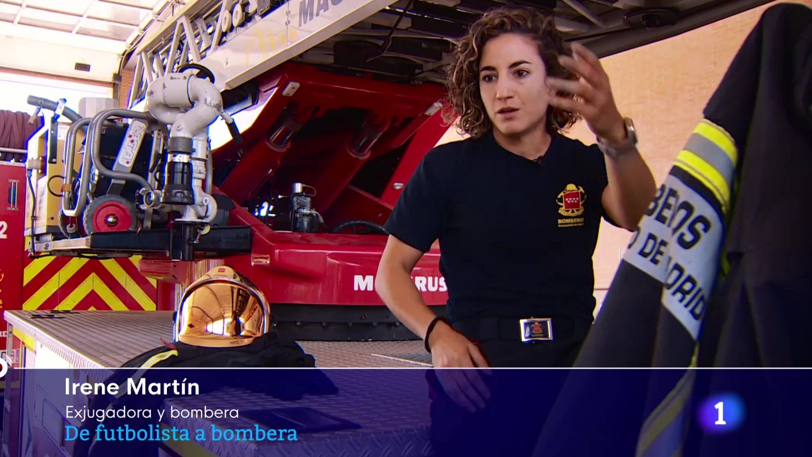 Vídeo: Irene Martín, de futbolista a bombera