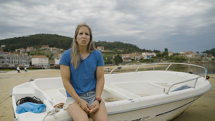 Piragüismo - El proyecto "Aguas Limpias" enseña a cuidar las playas de la mano de Teresa Portela