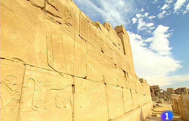 Informe Semanal - Cámara funeraria de Tutmosis III