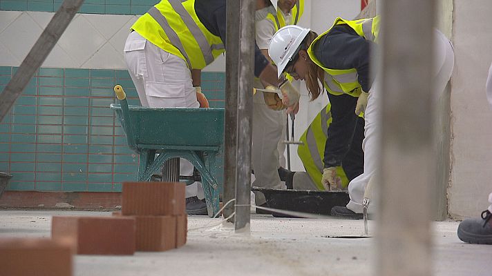 Telecanarias - Canarias es la comunidad donde más bajó el paro en junio y donde más creció el empleo