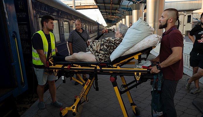 Informativo 24h - "Zelenski se ha convertido en el símbolo de nuestra resistencia"