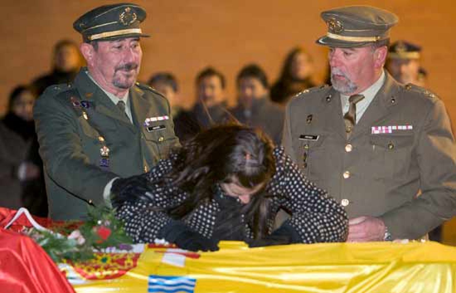 Repatrían el cadáver del soldado fallecido en Afganistán | Ver