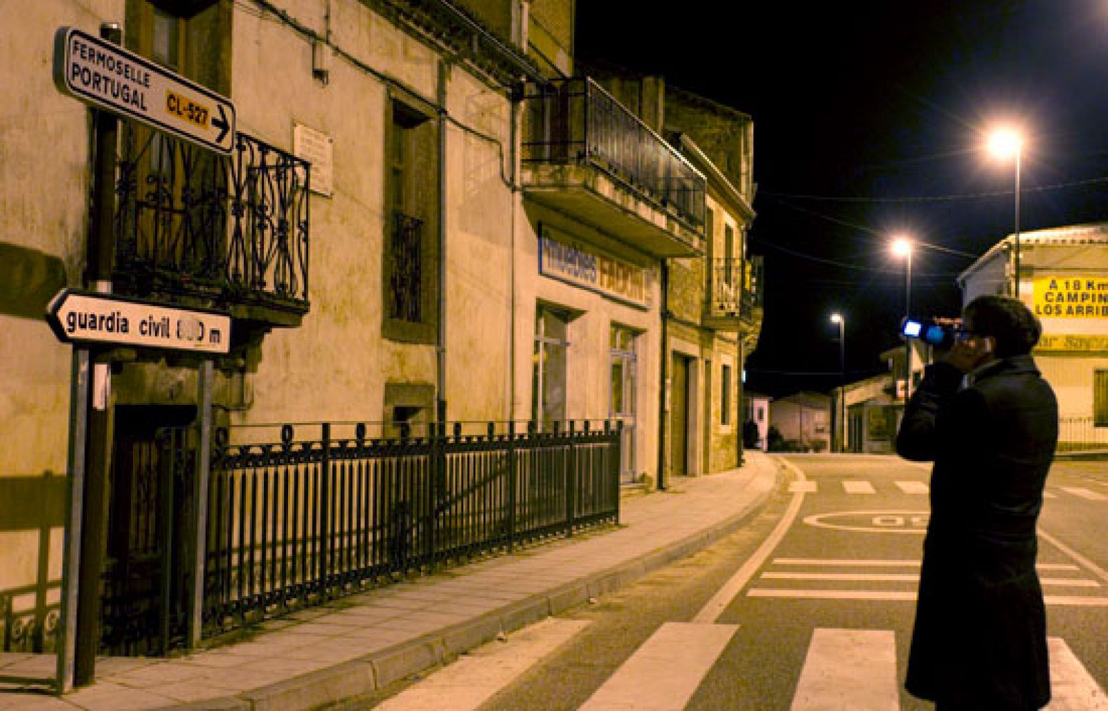 Dos supuestos miembros de la banda terrorista ETA, Garikoitz García Arrieta e Iratxe Yáñez Ortiz de Barrón, han sido detenidos en Portugal cuando huían de la Guardia Civil tras ser interceptada la furgoneta que dirigían cargada con explosivos