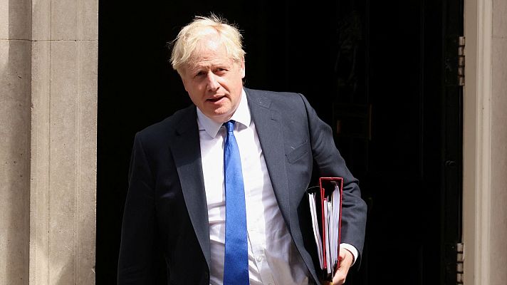 Telediario 2 - Boris Johnson se resiste a dimitir en medio de la mayor crisis política desde su llegada al poder