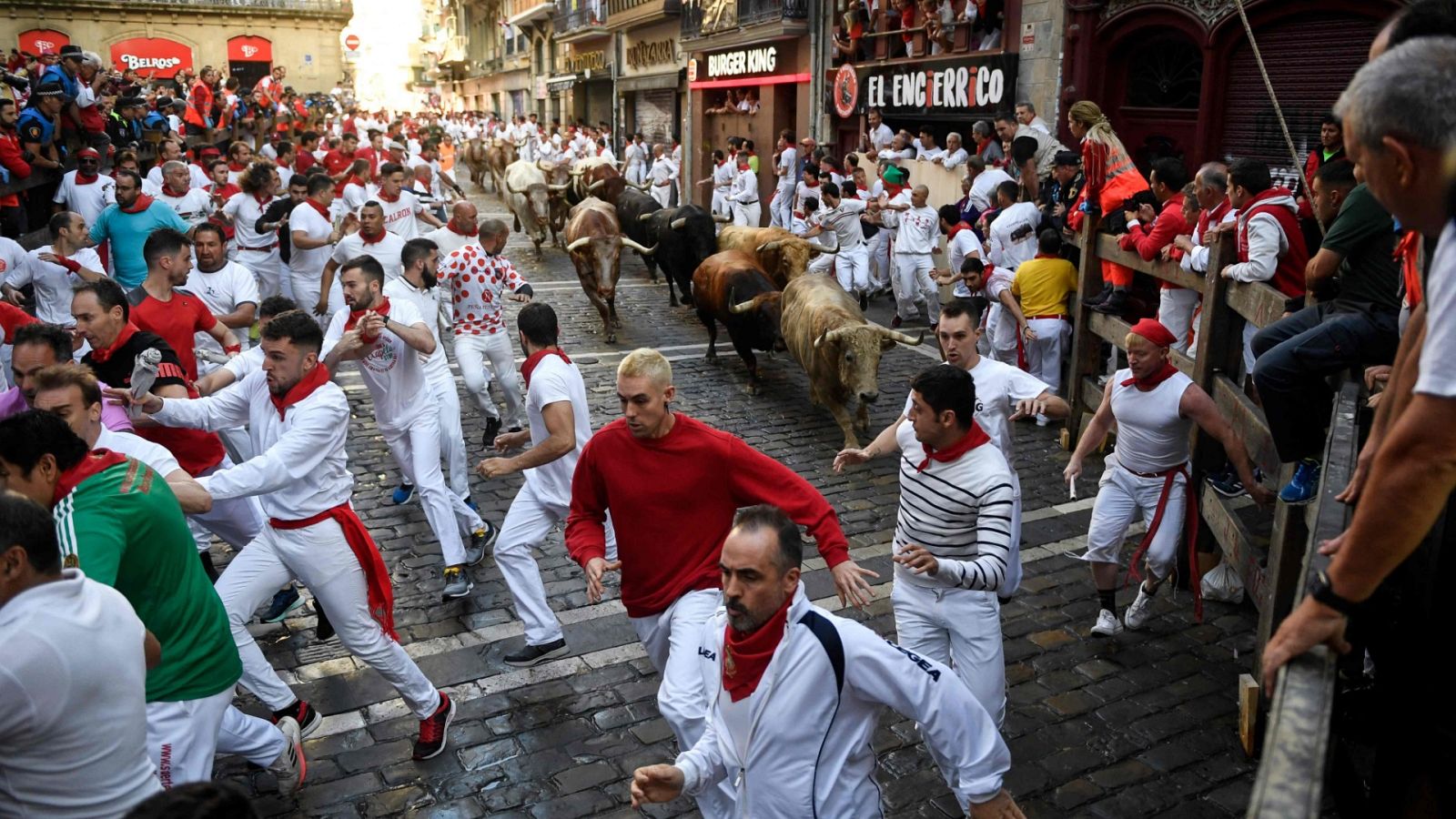 Vive San Fermín 2022 -  Primer encierro - ver ahora