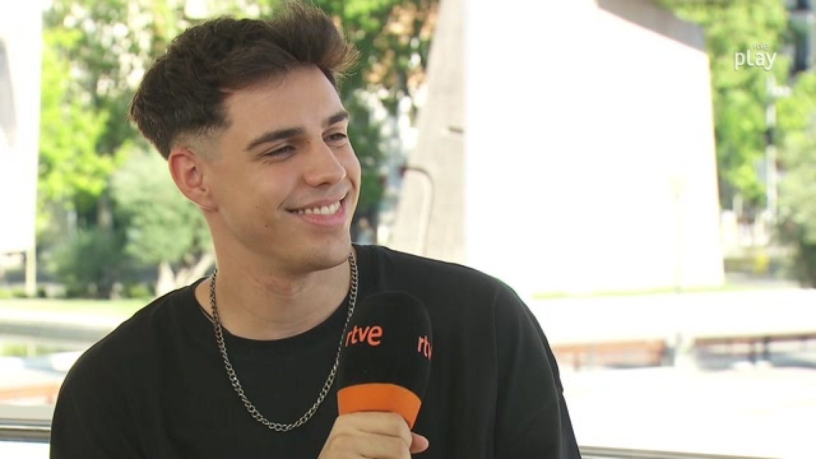 Xeinn sigue acumulando éxitos - La gran consulta | Ver