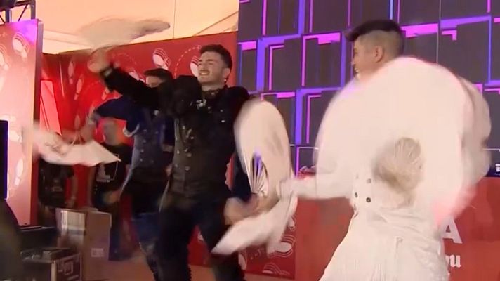 Telediario 2 - Locomía actúa por sorpresa en el Mad Cool