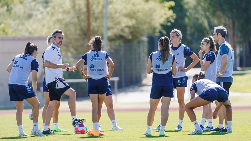 España debuta en la Eurocopa sin Alexia, pero con mucha ilusión