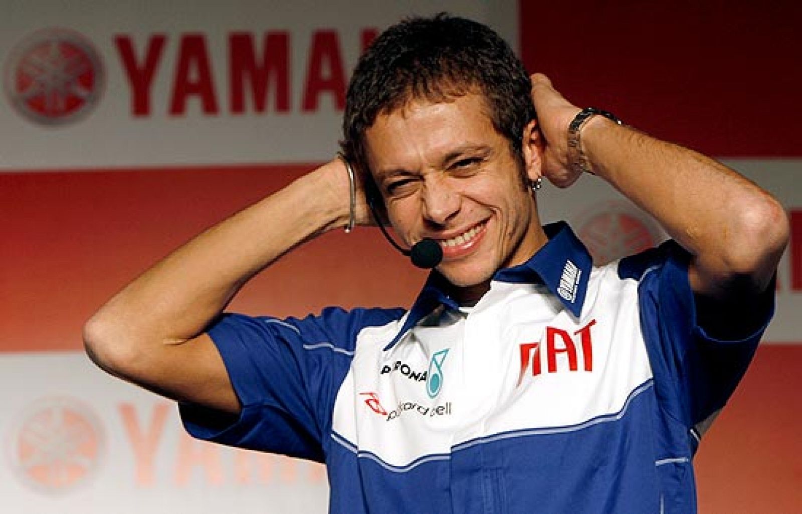 Valentino Rossi ha reaparecido en la India para subirse a una moto en un acto promocional.