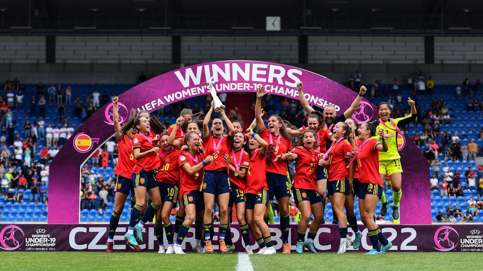 Resumen de la final de Europeo femenino sub'19: España - Noruega -- ver ahora