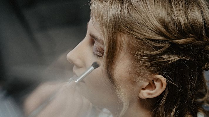 Flash moda - Tendencias y trucos de maquillaje para verano 2022