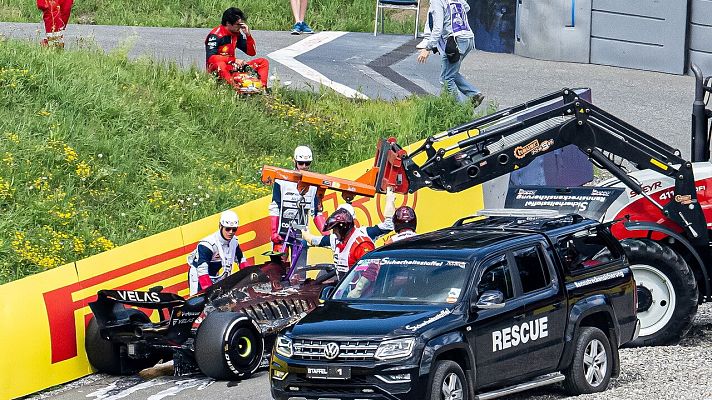 Informativo 24h - Carlos Sainz sale de su Ferrari en llamas en Austria