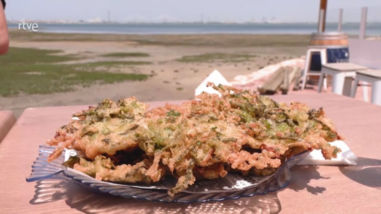 Aquí la Tierra - Salinas gaditanas, una joya llena de tradición
