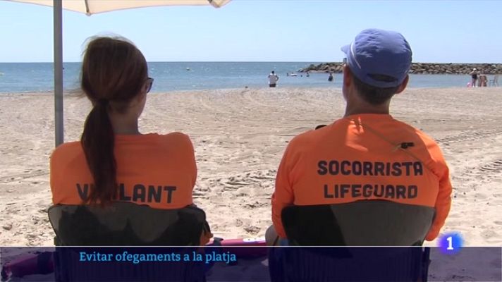 L'Informatiu - Evitar ofegaments a la platja: la vigilància es complica per la massificació