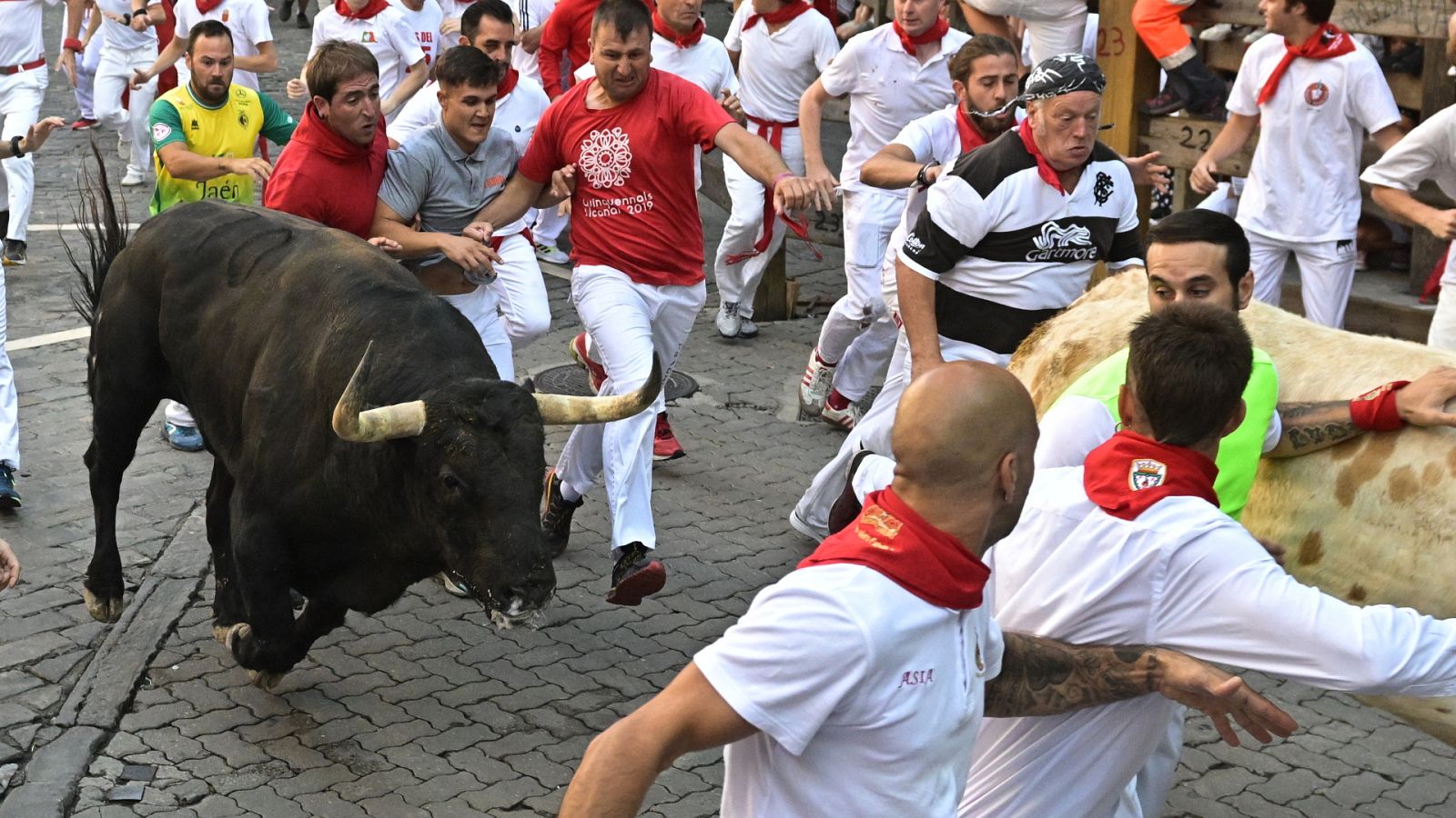 Vive San Fermín 2022 - Sexto encierro - ver ahora