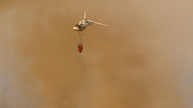 El fuego arrasa miles hectreas en Cceres y llega al Parque Nacional de Monfrage