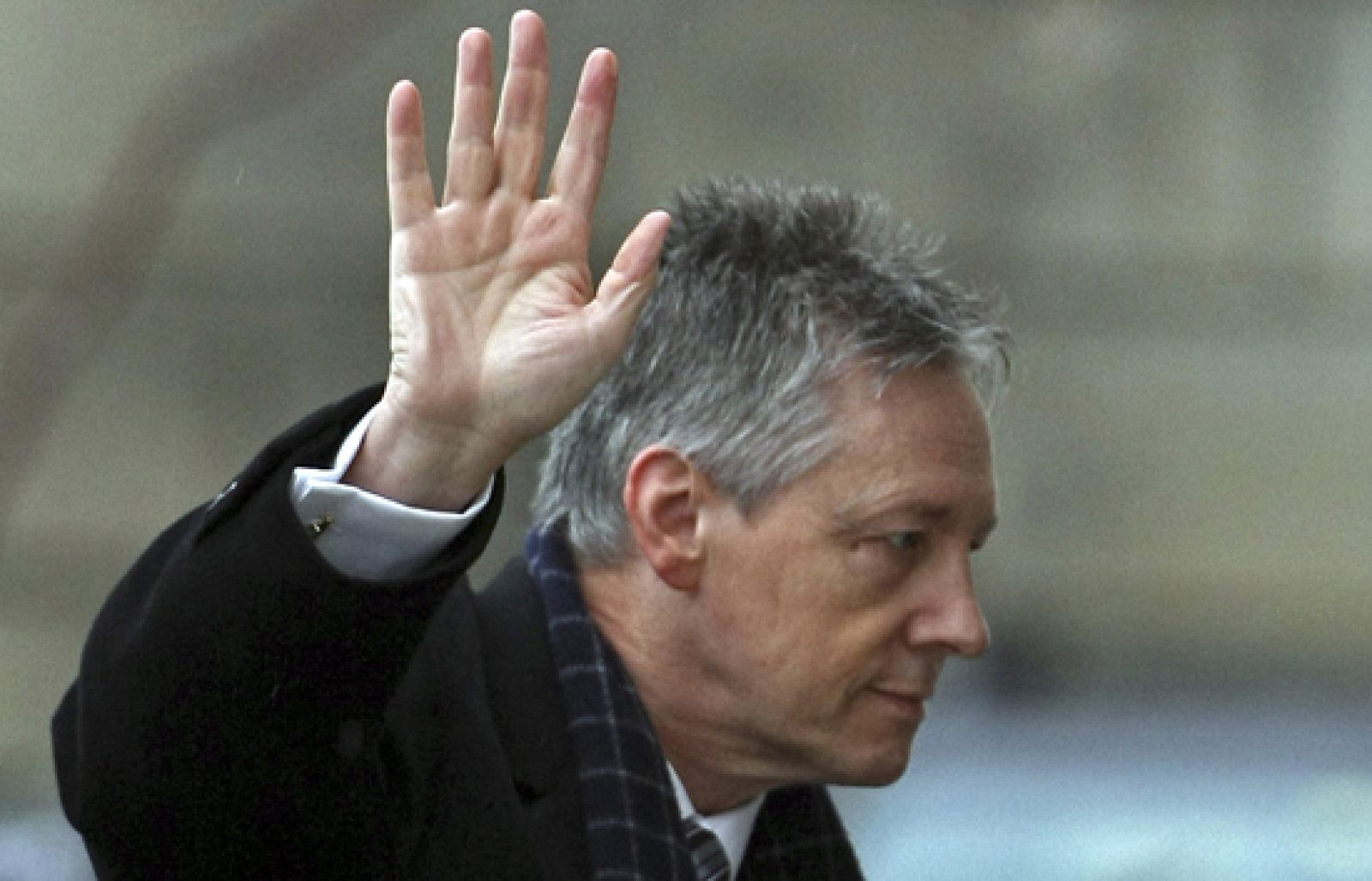 Las cosas cada vez pintan peor para el primer ministro norirlandés | Ver