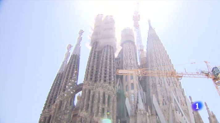 L'Informatiu - Barcelona bull d'activitat gràcies al turisme