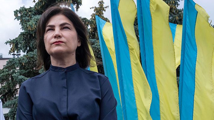 Telediario 1 - Zelenski destituye al jefe de Inteligencia y a la fiscal general del país entre acusaciones de traición