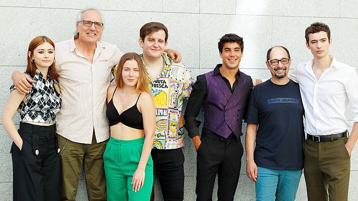 Telediario 2 - 'HollyBlood', la comedia romántica de vampiros que llega este viernes a los cines