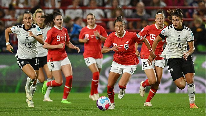Fútbol - Campeonato de Europa femenino: Alemania - Austria