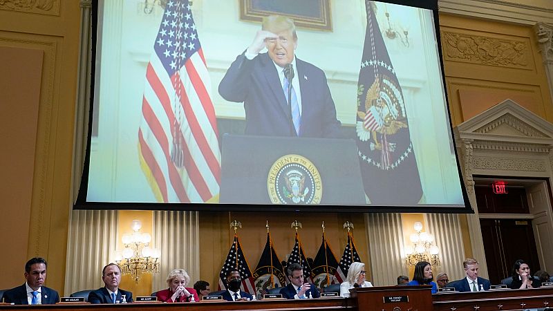 La investigación del asalto al Capitolio concluye que Trump decidió no actuar