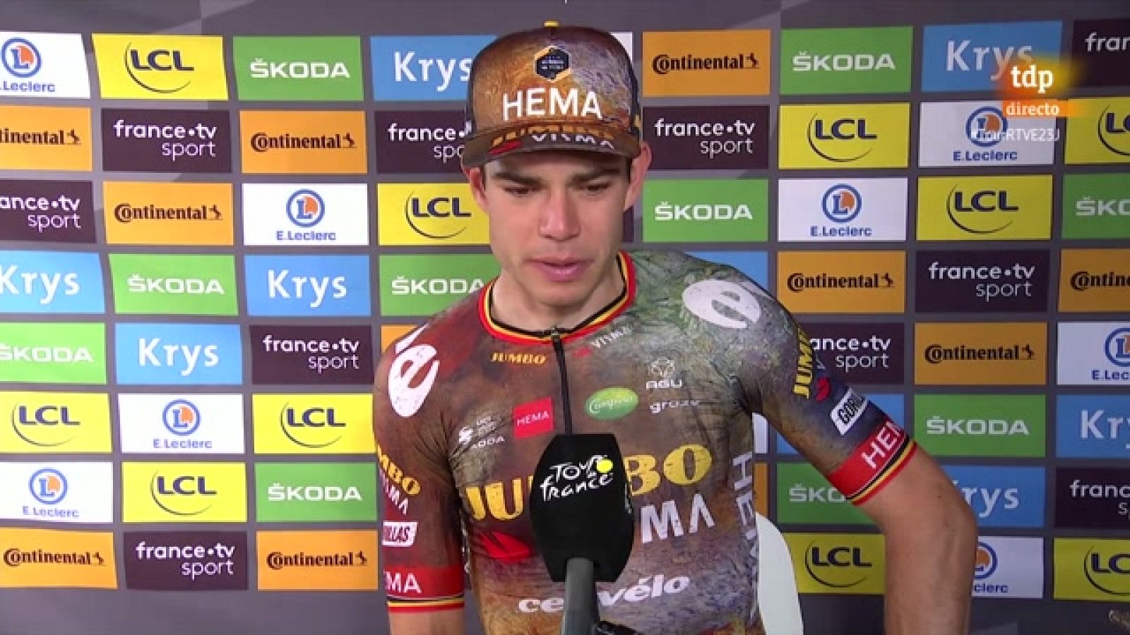Van Aert: "Ganar el Tour de Francia como equipo es muy especial" - ver ahora