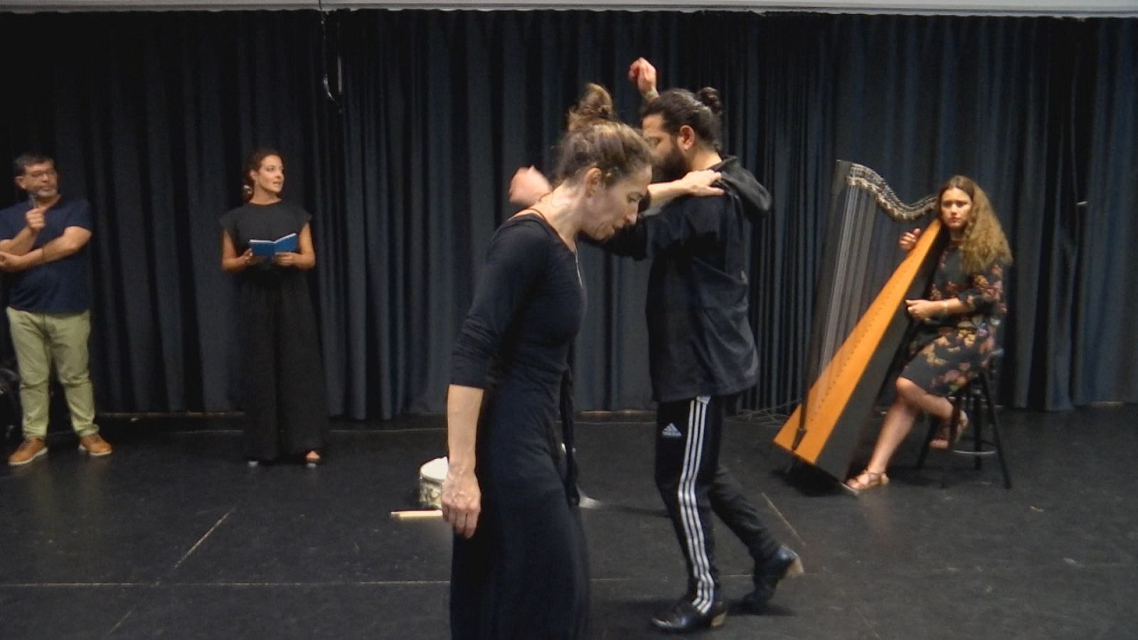 'Peculiar' de Ana Morales llega a Barcelona - Ver ahora