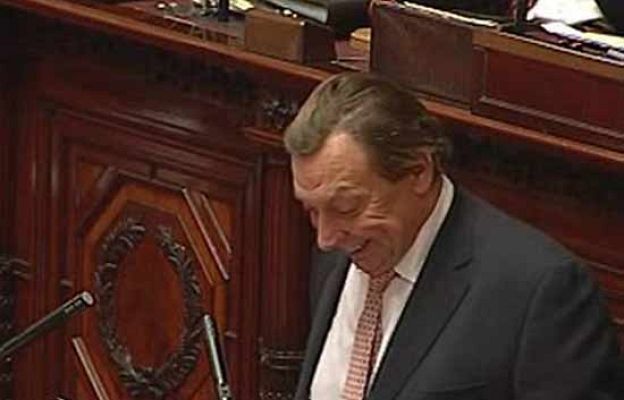 - Ministro belga ebrio en el Senado