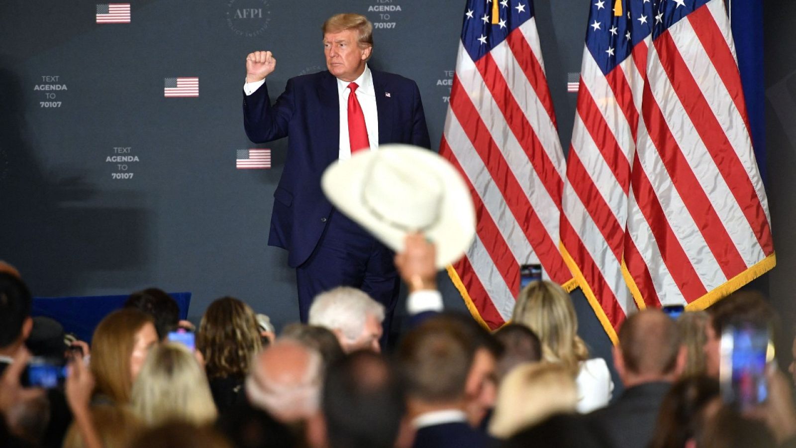 Trump vuelve a la carga | Ver