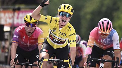 Tour femenino - Etapa 6 | Vos repite triunfo sprint