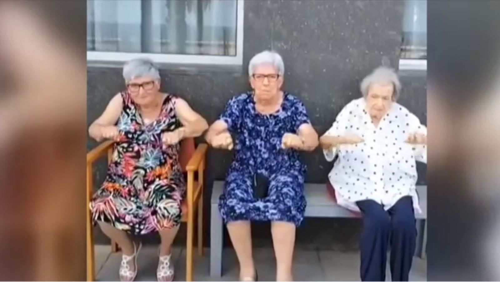 Un grupo de 'motoabuelis' se hacen virales al ritmo de 'La despechá', de Rosalía | Ver