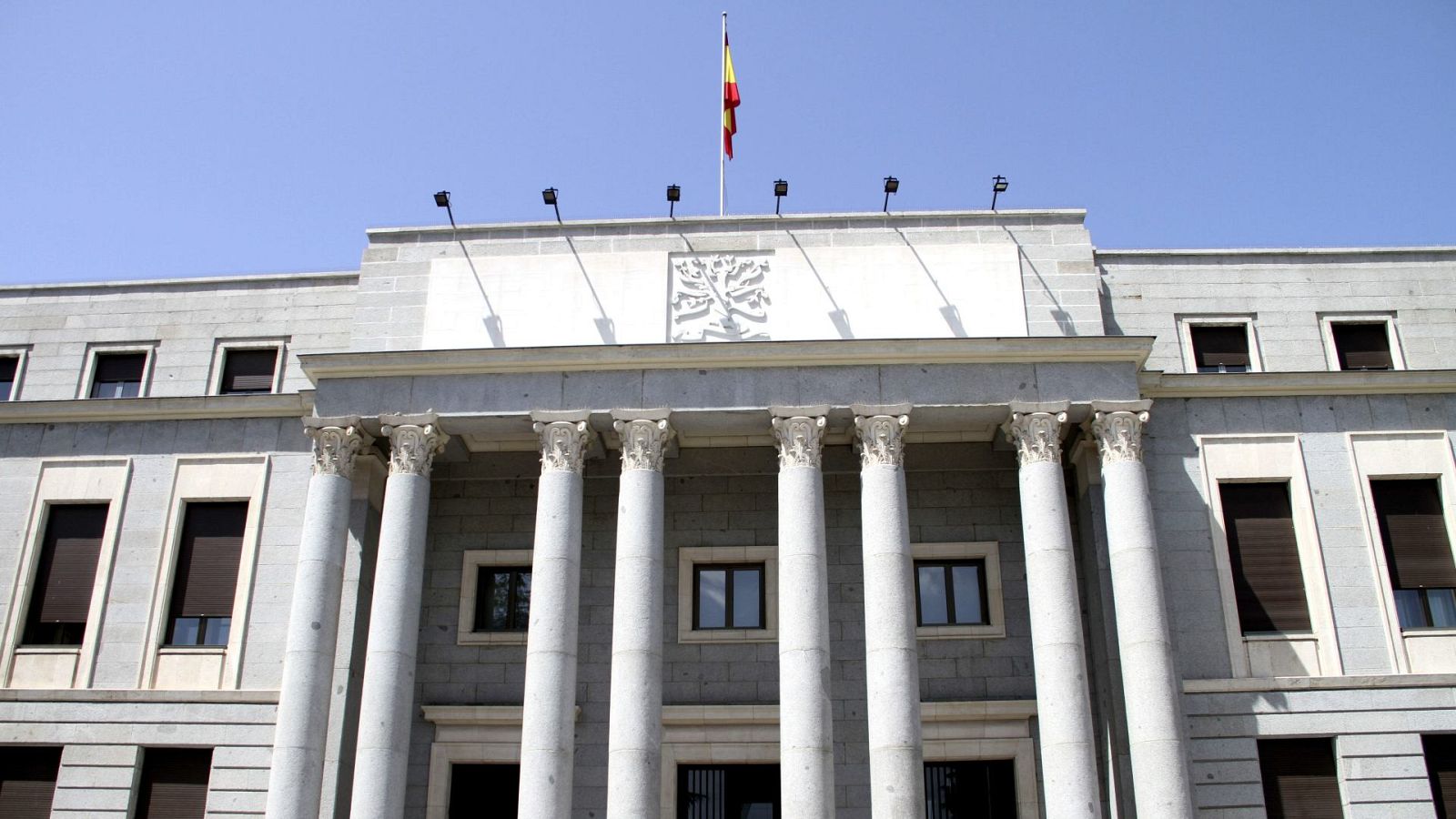 Doctora del CSIC: "Nuestra actividad se ve muy limitada" - La tarde en 24h | Ver