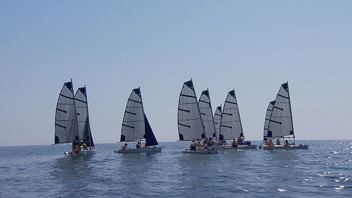 L'informatiu - Comunitat Valenciana - Escoles de vela en estiu per als més menuts