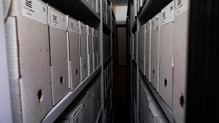 Telediario 2 - Los investigadores e historiadores piden más transparencia en la nueva ley de secreto oficiales