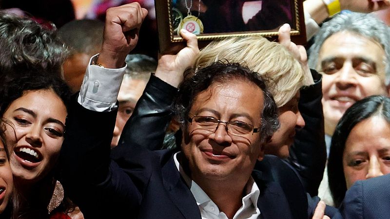 Gustavo Petro forma gobierno y culmina el giro a la izquierda | Ver