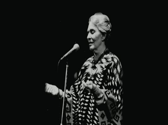 Noticias Andalucía - Dibujando a "Chavela la chamana"