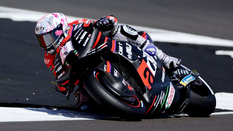 Espectacular caída de Aleix Espargaró